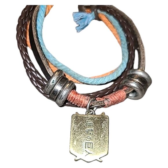 2 Anime Attack On Titan Survey Corps‎ Slide Bracelets Shingeki No Kyojin Cosplay - Picture 5 of 5